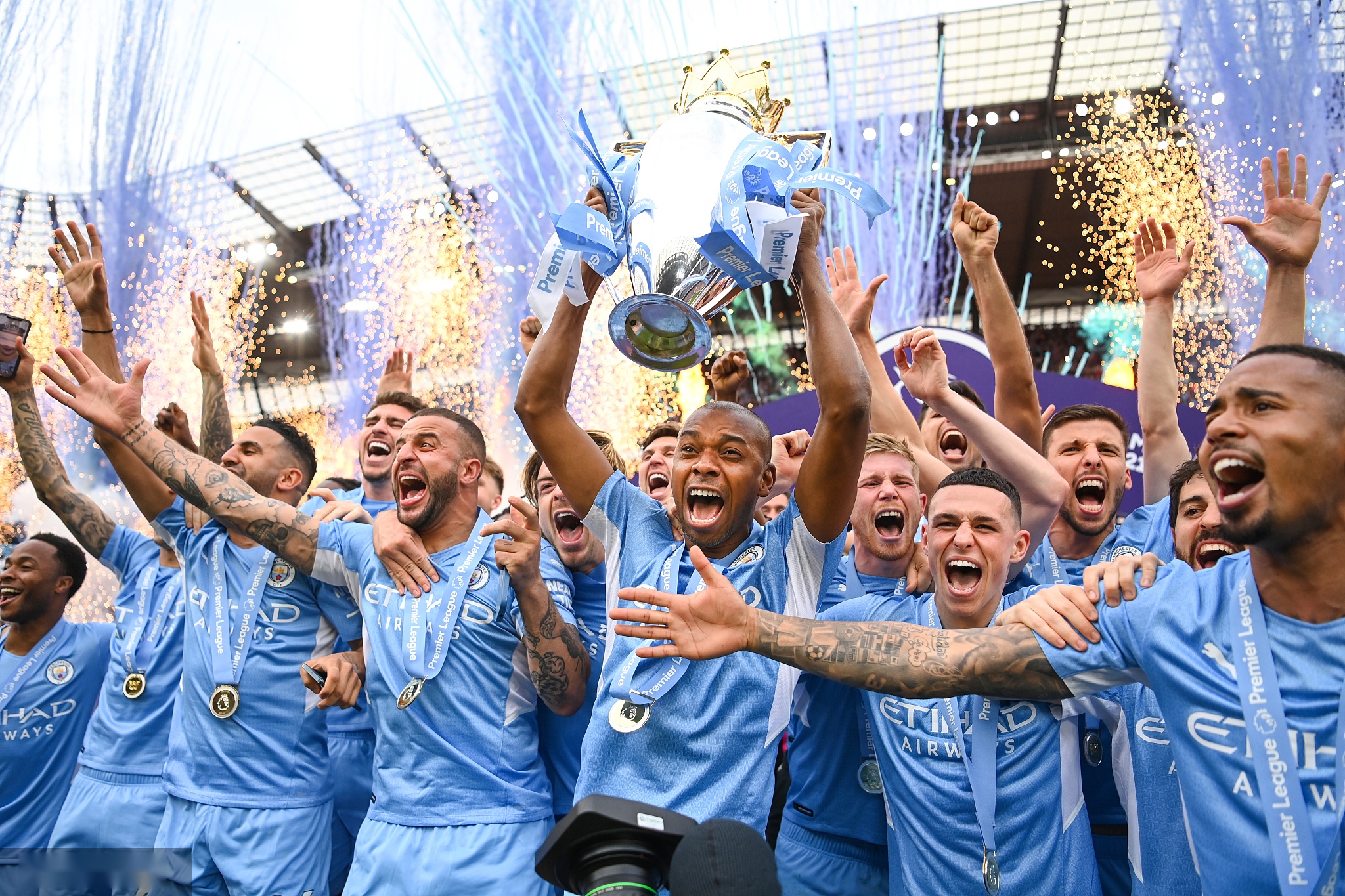 对阵加拿大 对阵加拿大